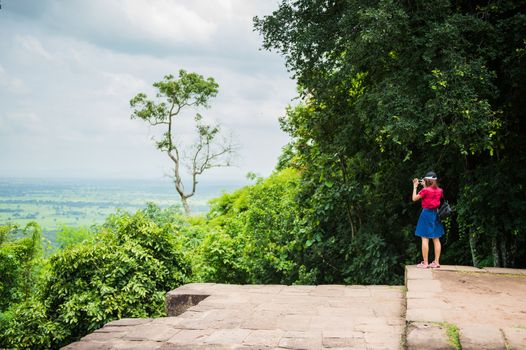 traveller take a picture landscape