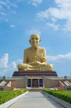 Luangphu Thuord sculture, history buddha of thailand.