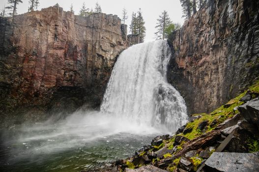 Rainbow Falls in Devils Postpile National Monument, Ansel Adams Wilderness, Inyo National Forest, California