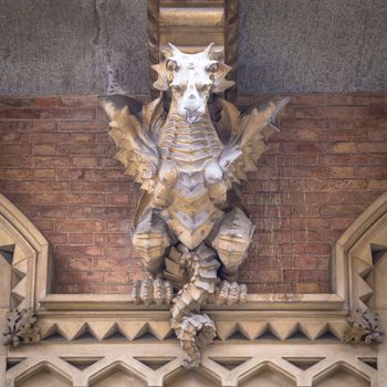 Turin, Corso Francia, Casa dei Draghi/Palazzo della Vittoria von Gottardo Gussoni (art nouveau house). Dragon detail on the facade.