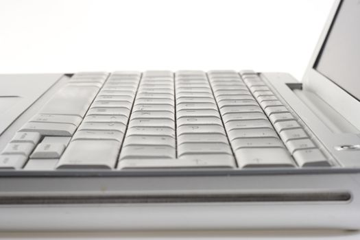 silnver keyboard focus on the middle