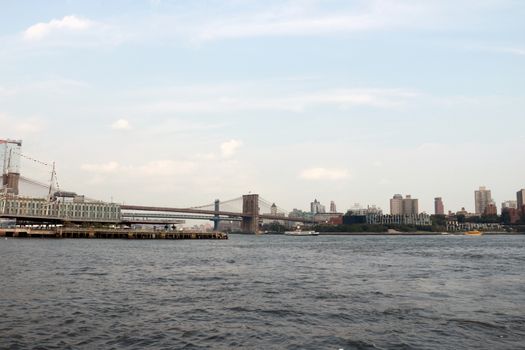 Brooklyn Bridge view and Manhattan skyline