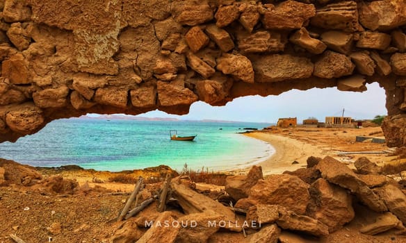 A beautiful ancient beach in south of Iran ( Hengam Island) native people called Ghil beach 







A beautiful ancient beach in south of Iran ( Hengam Island) natives people called Ghil beach
