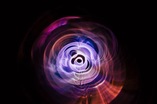 Sound waves in the visible full color in the dark