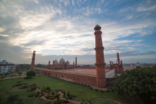 The Emperor's Mosque - Badshahi masjid wide angle full exterior