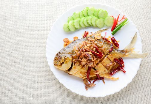 Deep Fried White Pomfret With Black Pepper Garlic, quick and easy dish.