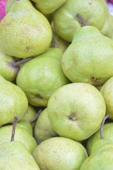 green pear background