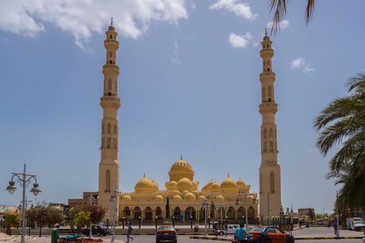 EGYPT, HURGHADA - 01 Avril 2019:View of the Al Mina Masjid Mosque and its minarets