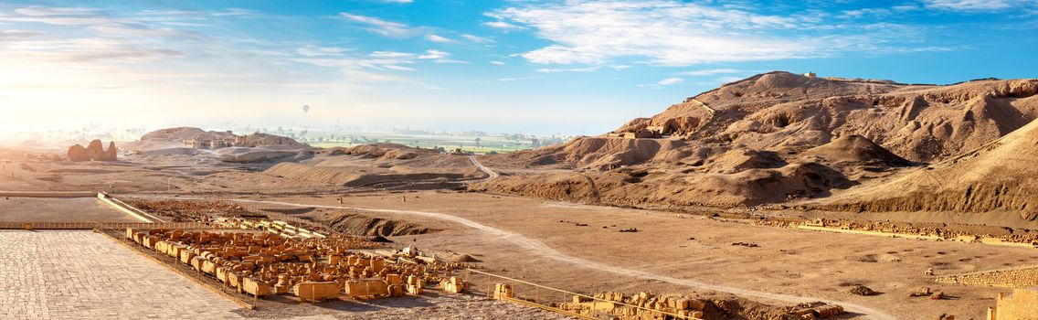 Temple of Queen Hatshepsut, View of mountains