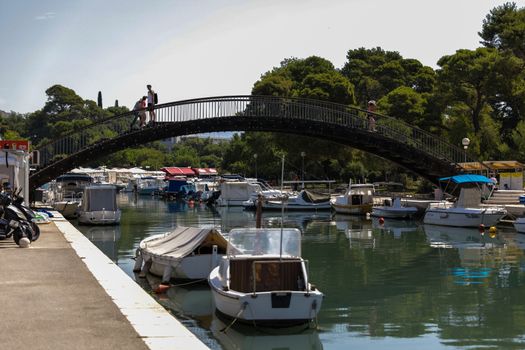 Parking for boats - just take yours and swim away from here!