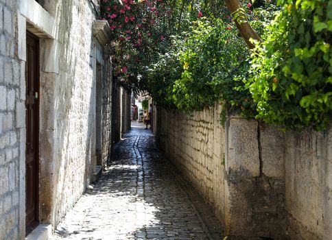 Long ways walking in the ancient city when all the buildings are made of a kind of old sandy bricks