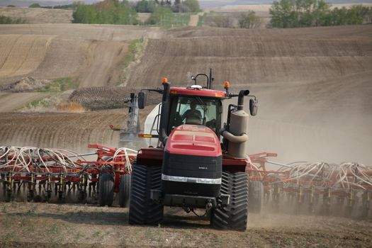 Seeding in Saskatchewan drought conditions Agriculture Canada