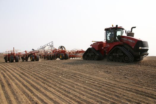 Seeding in Saskatchewan drought conditions Agriculture Canada
