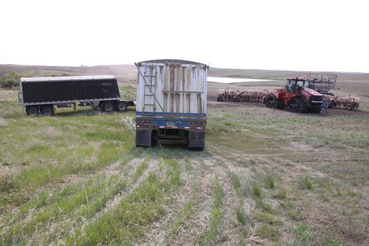 Seeding in Saskatchewan drought conditions Agriculture Canada