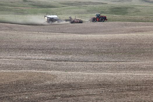 Seeding in Saskatchewan drought conditions Agriculture Canada