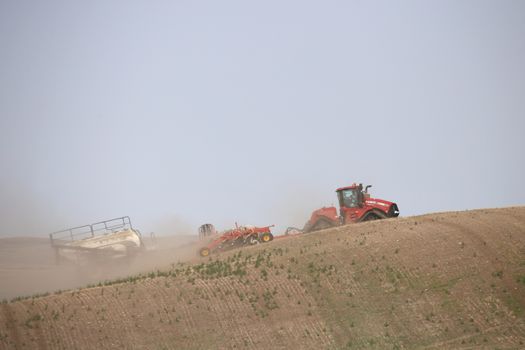Seeding in Saskatchewan drought conditions Agriculture Canada