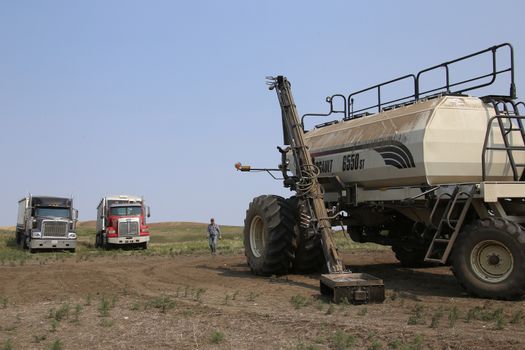 Seeding in Saskatchewan drought conditions Agriculture Canada