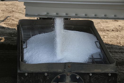 Seeding in Saskatchewan drought conditions Agriculture Fertilizer