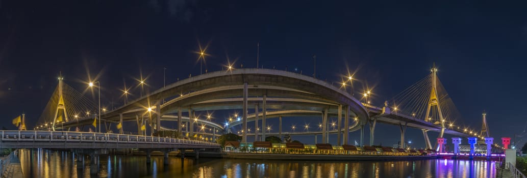 Bhumibol Bridge, Chao Phraya River Bridge. Turn on the lights in many colors at night.