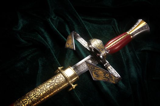 smart dagger of the medieval soldier. It was used for hunting