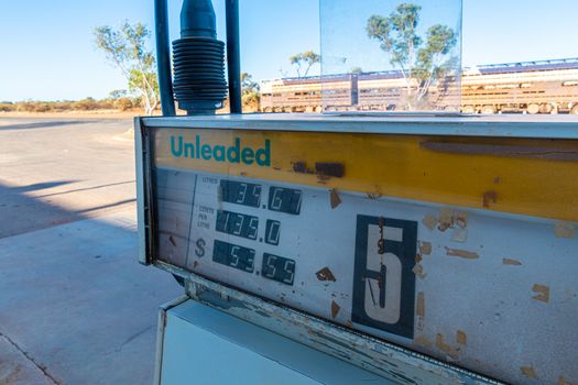 Unleaded petrol ULP gasoline station low prices close to Billa Bong roadhouse Australia