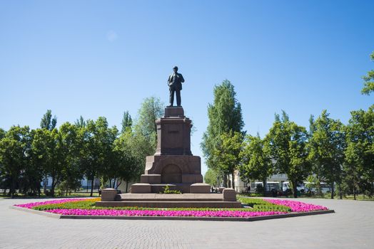 Granite monument to Vladimir Lenin on Revolution square in Samara, Russia. On a Sunny summer day. 17 June 2018