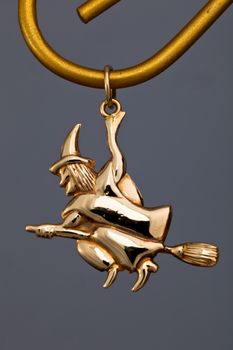 A Precious gold pendant, ideal like gift