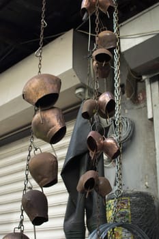 Bells attached to the necks of animals. The blacksmith is also sold. handmade