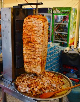 döner kebab made of chicken meat. traditional turkish food.