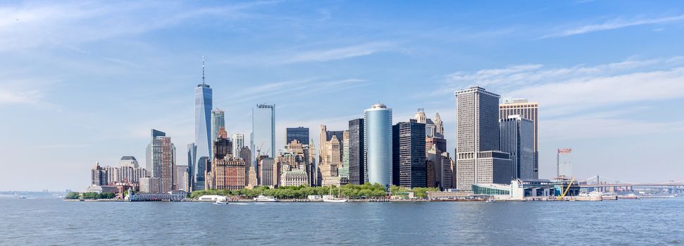 Panoramic view of Lower Manhattan, New York City, USA.