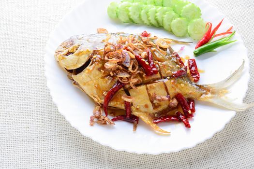 Deep Fried White Pomfret With Black Pepper Garlic, quick and easy dish.
