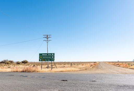 A directional sign on road R48 at Luckhoff in the Free State Province.