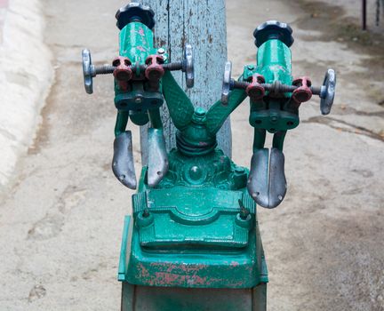 shoe magnifying machine.an old machine with manual adjustment