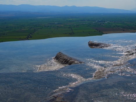 cotton castle travertines.
a wonder of nature that occurs by thermal waters. UNESCO World Heritage List