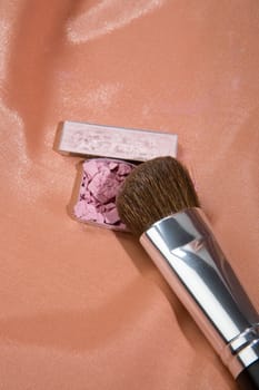 Cosmetic brushes