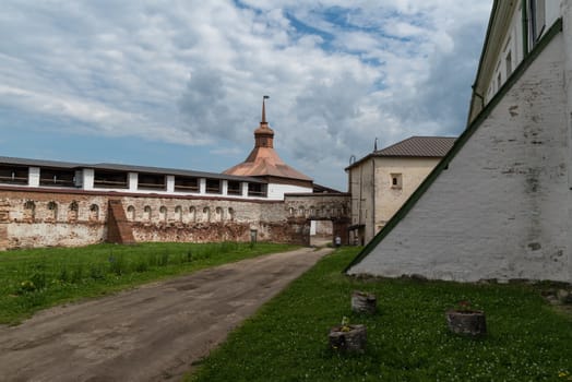 Faceted Tower and Kosay Tower. Kirillo-Belozersky monastery. Monastery of the Russian Orthodox Church,
located in the city of Kirillov, Vologda region.
