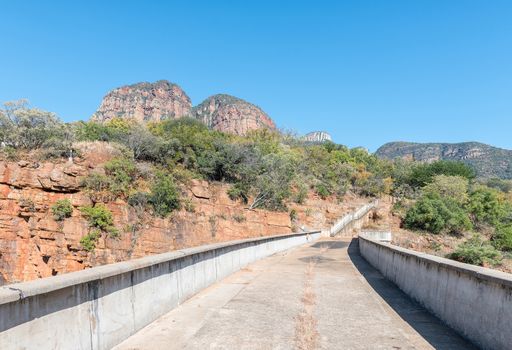 A view along the damwall of the Blyderivierspoort Dam