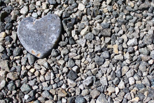 The picture shows a heart of stone.