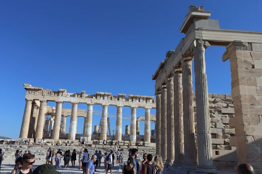 Atene, Grecia - 21 luglio 2019: Il Partenone sull'Acropoli di Atene patrimonio dell'Unesco