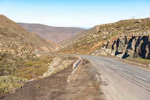 A view of the Verlatenkloof Pass on road R354 to the South of Sutherland in the Northern Cape Province