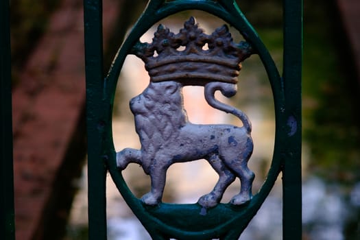 Metal lion with a crown from Pamplonas coat of arms present in many public fences
