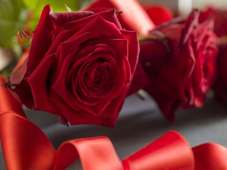 bouquet of red roses on wood background. Valentines Day background - Image