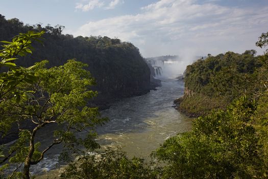 The area of Iguazu Falls is a set of about 275 waterfalls in the Iguazu River (catchment area of the river Parana), located between the Iguazu National Park, Parana (Brazil) and the Iguazu National Park in Misiones (Argentina) the border between the two countries.