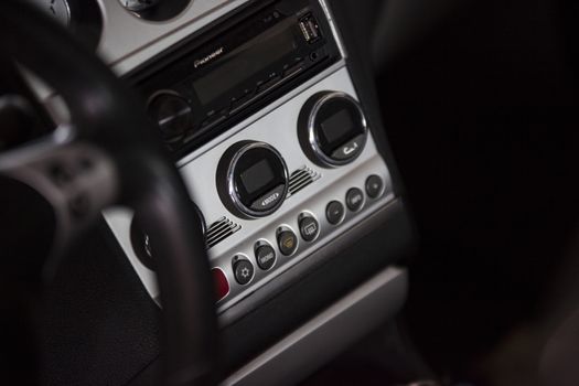 Car air conditioning control of a modern car
