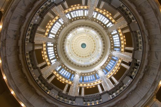 Lookihg up at the dome for the idaho state capital building