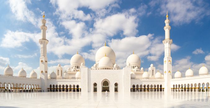 Sheikh Zayed Grand Mosque in Abu Dhabi, the capital city of United Arab Emirates.