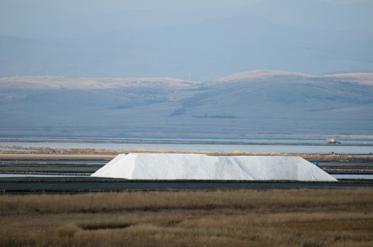 Sea ​​saltern. Ponds for salt production