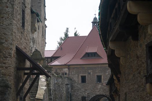 Czocha Castle - a defensive border castle located in the town of Sucha (Czocha), Leśna commune, at the Leśniański Lagoon on Kwisa in the Polish part of Upper Lusatia. The original name was probably Czajków (1329: castrum Caychow), before 1945 Tzschoch.