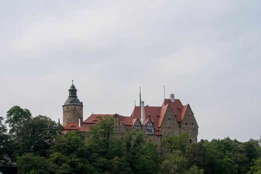 Czocha Castle - a defensive border castle located in the town of Sucha (Czocha), Leśna commune, at the Leśniański Lagoon on Kwisa in the Polish part of Upper Lusatia. The original name was probably Czajków (1329: castrum Caychow), before 1945 Tzschoch.