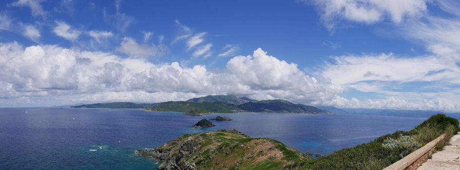 Holidays in southern Corsica.
Discovery of the Sanguinaires Islands, next to the city of Ajaccio